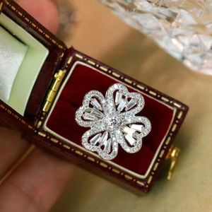 Anillo Giratorio de Oro Real de 18K de Xinfly Fashion Jewelry, Trébol de la Suerte con Cuatro Hojas, 0.75CT, Diamantes Naturales - Product Image 3