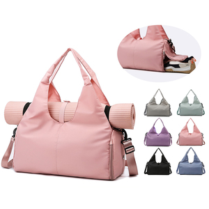 FULIYA étanche Logo personnalisé <span class=keywords><strong>Sport</strong></span> sacs polochons pour Gym sec humide séparation voyage femmes sacs <span class=keywords><strong>de</strong></span> <span class=keywords><strong>sport</strong></span> - Product Image 1