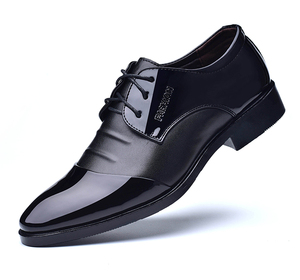 Chaussures habillées <span class=keywords><strong>pour</strong></span> hommes en cuir <span class=keywords><strong>italien</strong></span> avec logo personnalisé, chaussures de soirée en cuir <span class=keywords><strong>pour</strong></span> hommes, 2026 Sepatu Souliers Hommes En Cuir Pria Men Dress Shoes - Product Image 1