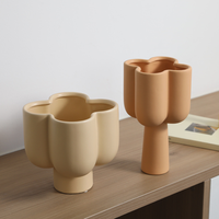 Vase de table en céramique pour la décoration de la table à manger et de la table basse