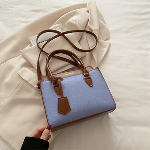 <span class=keywords><strong>Sac</strong></span> <span class=keywords><strong>à</strong></span> <span class=keywords><strong>main</strong></span> texturé grande capacité, couleur contrastante, simple, porté épaule ou en bandoulière, <span class=keywords><strong>sac</strong></span> carré tendance, nouvelle collection été - Product Image 4