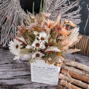 Bouquet de fleurs artificielles Naihui, fleurs en plastique tissées roses, décoration pour la maison et les mariages CF01357 - Product Image 1