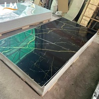 Panneaux à lattes en PVC haute résistance - Absorption acoustique durable pour les gymnases et les écoles |   Traitement acoustique décoratif résistant à l'usure