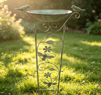 Bol de bain d'oiseaux détachable avec treillis en fer, ornement de jardin extérieur en métal pour oiseaux