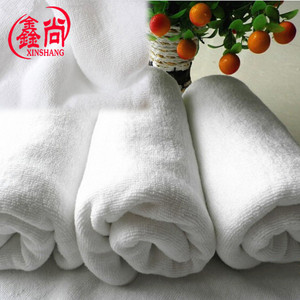 Toalla de baño rectangular Xinshang de algodón blanco puro, 50x80 cm, suave y absorbente, para hotel, casa de huéspedes y sauna. - Product Image 3