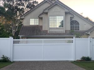 Clôture de confidentialité en <span class=keywords><strong>PVC</strong></span> blanc de 6 pieds de haut, personnalisable, écologique, pour l'extérieur, jardin, sécurité, portails en vinyle, faciles à glisser, chauds - Product Image 4