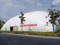 Le dôme gonflable d'air de tente de terrain de basket de PVC de ventes élevées a soutenu la structure promotionnelle de chapiteau de publicité extérieure