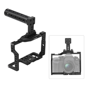 Andoer G85 Gabbia per Fotocamera in Lega di Alluminio + Kit Impugnatura Superiore con Numerosi Fori di Montaggio da 1/4\" e 3/8\" 2 Supporti per Flash <span class=keywords><strong>a</strong></span> Slitta Fredda - Product Image 2