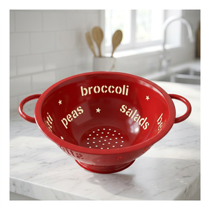 Passoire en plastique rouge avec impression de mots alimentaires, passoire durable pour la cuisine - Product Image 5
