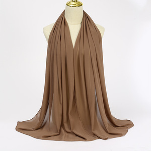 Pañuelo de gasa perlada liso para mujer, <span class=keywords><strong>con</strong></span> <span class=keywords><strong>capucha</strong></span>, largo, de alta calidad, cortavientos, a prueba de arena, para las cuatro estaciones, chal musulmán de Oriente Medio - Product Image 4