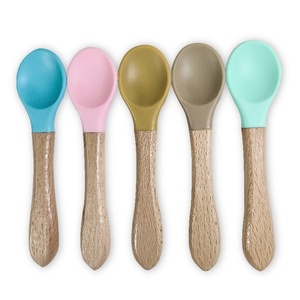 Ensemble de vaisselle écologique pour enfants, anti-chute, en silicone de qualité alimentaire, <span class=keywords><strong>assiette</strong></span> bébé avec <span class=keywords><strong>ventouse</strong></span>, bavoir et fourchette – Vente chaude transfrontalière - Product Image 5
