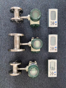Débitmètre à turbine mécanique intelligent avec affichage numérique, à raccordement par bride pour eau et diesel - Product Image 5