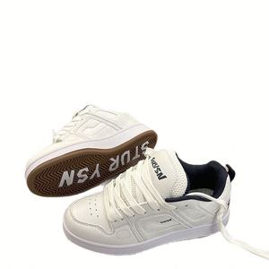 Chaussures rétro coréennes pour femmes, style 'bread shoes', tendance américaine, chaussures de skate de niche, baskets légères à semelle épaisse pour étudiantes, usage quotidien - Product Image 6