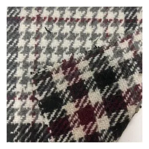 Commercio all'ingrosso colorato tinto in filo 100% poliestere Twill percalle di lana Tweed tessuto scozzese per soprabito