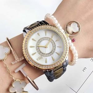 Montre de Luxe Dorée pour Femme, Cadran à Chiffres Romains avec Lunette en Strass, Bracelet Élégant en Acier Inoxydable, Quartz 38mm 20mm, Style Affaires - Product Image 1