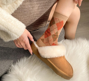 Nhà Máy Tùy Chỉnh Logo Phong Cách Phương Tây Doule Mặt Da Cừu Dép Merino Len Không Trượt Mùa Đông Ấm Xén Bộ Nhớ Bọt Lông <span class=keywords><strong>Slide</strong></span> - Product Image 2