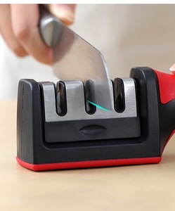 Afilador de cuchillos comercial de 3 etapas, rojo y negro, mango antideslizante, herramienta manual de afilado rápido para restaurante, hotel, catering, cocina - Product Image 4