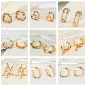Pendientes <span class=keywords><strong>de</strong></span> Borla Chapados en Oro Estilo Francés Vintage para Mujer, Aros Retro Minimalistas con Flecos, Elegantes Pendientes <span class=keywords><strong>de</strong></span> Botón - Product Image 2