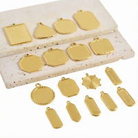 P482 18K Vergoldeter Edelstahl-Anhänger zum Gravieren, Flacher Mond-Charm, DIY Gravur, Trendiges Geschenk, Halskette, Schmuckherstellung