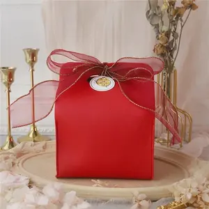 Lüks deri düğün iyilik hediye keseleri ambalaj şeker kutusu için şeritler ile vaftiz bebek duş doğum günü malzemeleri