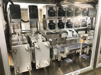 Machine de formage, de remplissage et de scellage d'ampoules en plastique à grande vitesse pour liquides monodoses 1 ml, 5 ml, 10 ml, 20 ml