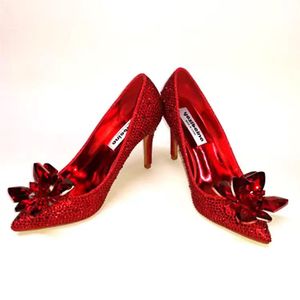Chaussures de Mariée Haut de Gamme Entièrement Ornées pour Femme, Talons en Verre, Style Pointu, Décoration Florale et Strass Inspirée - Product Image 5