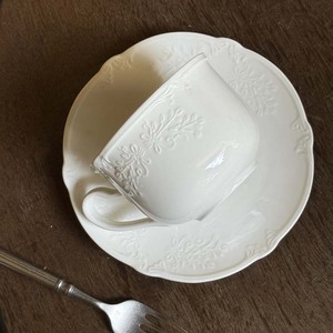 Customized Embossed Pattern Pure White Wedding Party Ceramic <b>Dinner</b> Plates, Steak Plates and Dessert Plates - Product Image 3