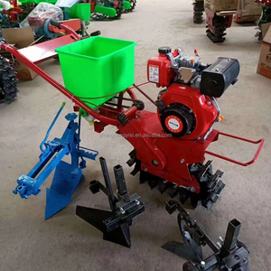 Cultivador Multifuncional Rojo Pequeño con Motor Diésel Refrigerado por Aire, Arado Reversible, Sembradora y Azada, Versión con Correa de Transmisión, Motor Principal - Product Image 2