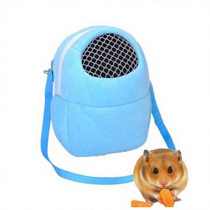 Mochila Transportadora Premium para Animales Pequeños con <span class=keywords><strong>Saco</strong></span> de Dormir Cálido para Hámster y Chinchilla - Product Image 1