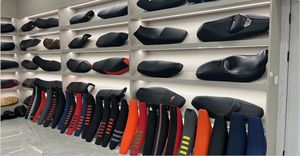 Yamaha <span class=keywords><strong>XMax</strong></span> <span class=keywords><strong>2022</strong></span> modelo año cojín de asiento de motocicleta reemplazo impermeable transpirable espuma viscoelástica duradero 1 año de garantía - Product Image 5