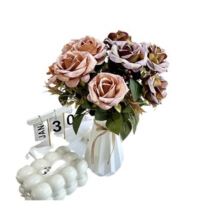 Nueva flor artificial 7-cabeza corona Rosa ramo hogar vestir decoración flor artificial sala de estar - Product Image 5