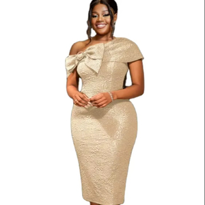 Robe Jacquard Épaules Dénudées pour <span class=keywords><strong>Femme</strong></span> avec Nœud à la Taille et <span class=keywords><strong>Coupe</strong></span> Moulante aux Hanches, Robe de Soirée Élégante au <span class=keywords><strong>Style</strong></span> Raffiné - Product Image 1