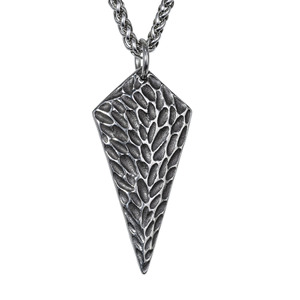 Yunnique Collar Punk con Colgante de Flecha de Acero Inoxidable para Hombre, con Patrón de Escamas de Serpiente en Relieve - Product Image 1
