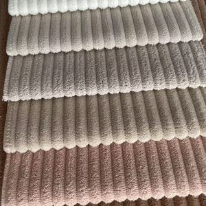 Tissu en velours côtelé épais en polyester 100% à bas prix, tricoté en chaîne, pour la sellerie de canapé, les vêtements, les pantalons - Product Image 4