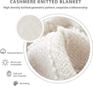 Manta de punto acrílico suave y gruesa con diseño geométrico para adultos, ideal para la oficina y descansos. - Product Image 3