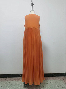 Vestido Maxi Plisado sin Mangas para Mujer - Vestido Formal Fluido con Cuello en V Profundo, Estilo Africano - Product Image 5