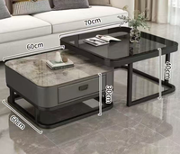 Table basse moderne de style crème, design simple inspiré, idéale pour les petits salons domestiques et les espaces Internet