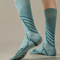 Chaussettes de compression graduée pour hommes, chaussettes de sport pour la course à pied, le football, la gym, le saut à la corde, chaussettes de compression hautes jusqu'au genou