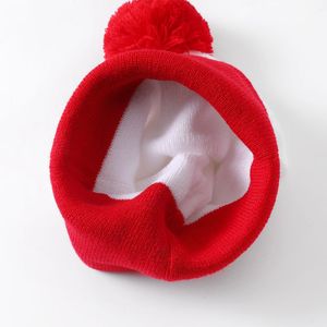 Décorations de Noël en stock prêt Bonnet tricoté rouge et blanc avec pompon et lunettes pour Halloween et Noël - Product Image 3