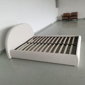 Lit plateforme rembourré en bouclette avec coins arrondis et tête de lit ronde, idéal pour les projets hôteliers et e-commerce – Offre Spéciale - Product Image 3