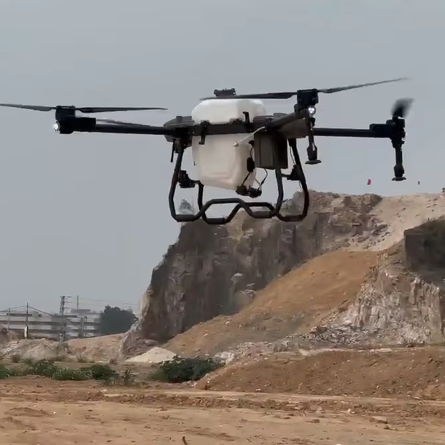 Farm Fumigation Agriculture Drones Large Capacity Water tank Centrifugal Nozzle Spray Drone