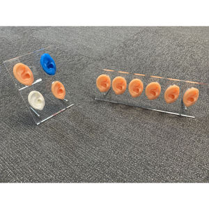 Présentoir d'écouteurs HappyHearing en silicone souple et flexible pour quatre modèles d'oreilles - Product Image 3