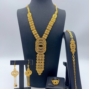 Novos acessórios de casamento femininos da Arábia Saudita e Nigéria, da marca TIANSHE, com colar e brincos longos para noivas de Dubai. - Product Image 4