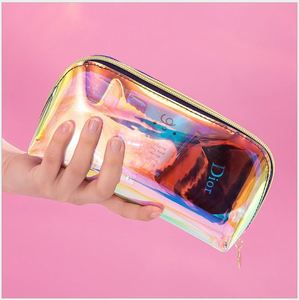 Bolsa de Aseo Impermeable de TPU, Bolsa de Maquillaje con Cierre Láser Holográfico, Organizador de Cosméticos Transparente con Logotipo Personalizado - Product Image 3