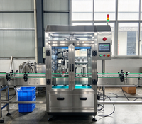 Machine de vissage automatique de haute précision avec élévateur de bouchons intégré pour pots de ketchup, vinaigrette et miel