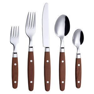 Ensemble de couverts Inox Menagere 24 pièces avec manche en rivet effet bois, cuillère, fourchette, couteau à steak, couverts en vrac, vente en gros - Product Image 4