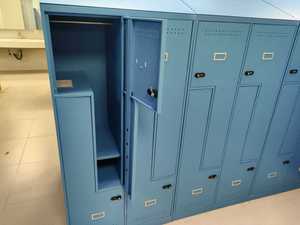 Casier de gym en acier Z Door, armoire de rangement métallique à 4 portes, casier à vêtements en fer avec pente - Product Image 2
