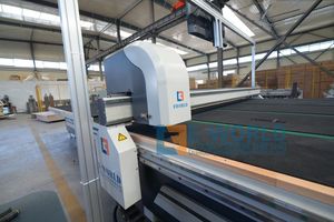Máquina de Corte de Vidrio CNC de Alta Precisión E-WORLD, Equipo Profesional de Procesamiento de Vidrio de Doble Giro y Cuatro Estaciones - Product Image 3