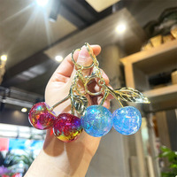 Schattige gradient kersen sleutelhanger, 3D fruit hanger met gouden blad, perfect mode cadeau voor vrouwen, tas & autodecoratie