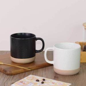 <span class=keywords><strong>Tazas</strong></span> de Cerámica Minimalistas de Alta Calidad, Diseño de Puntos Estrellados con Acabado Bicolor, <span class=keywords><strong>Tazas</strong></span> de Café, <span class=keywords><strong>Tazas</strong></span> Promocionales con Impresión de Logotipo - Product Image 5